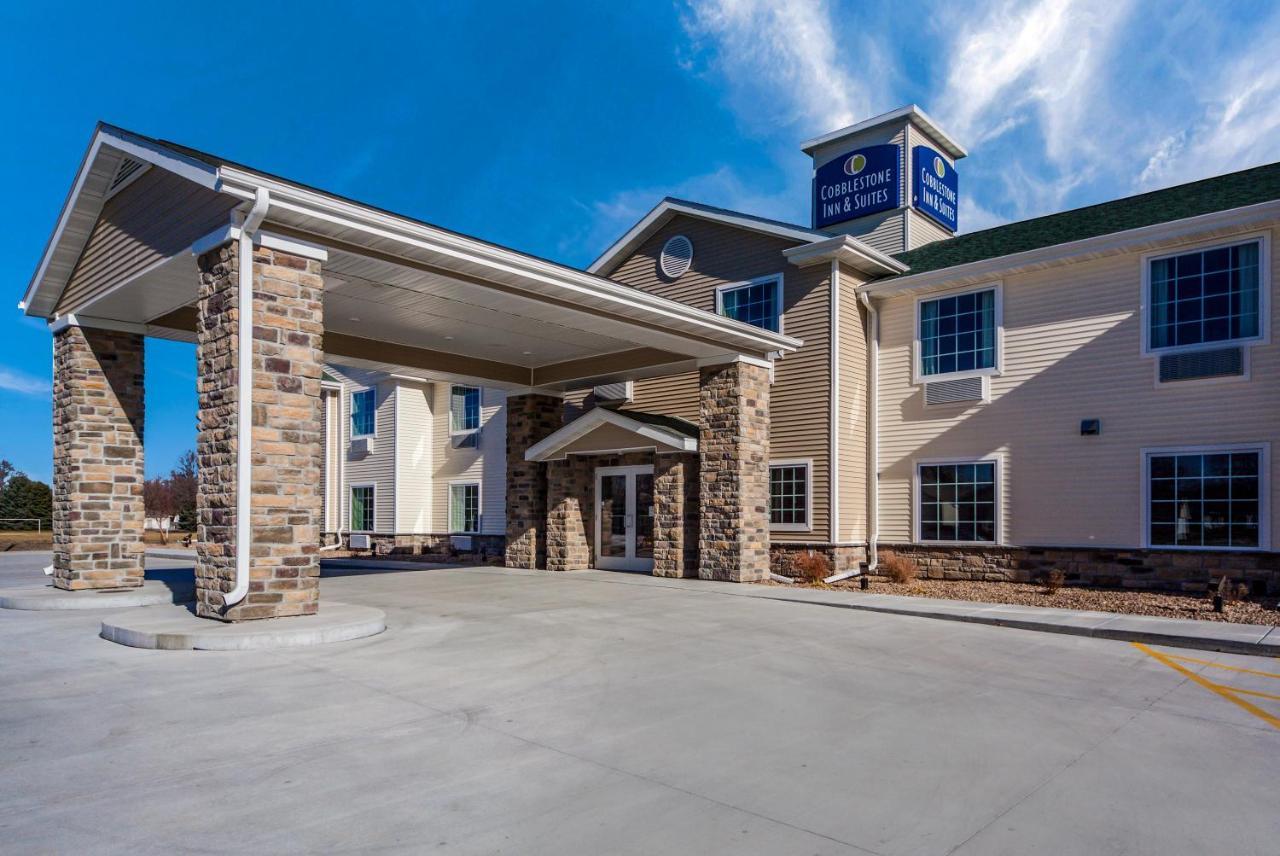 Cobblestone Inn & Suites - Holdrege Bagian luar foto